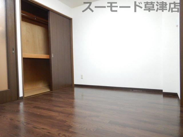 【居間・リビング】 | プラザダイエー草津 | 居間です