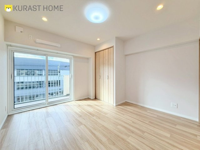 京都四条グランドハイツ　4階の洋室