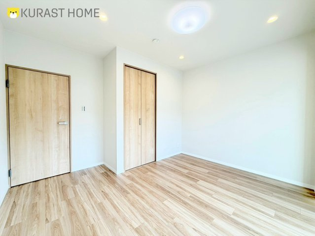 京都四条グランドハイツ　4階の洋室