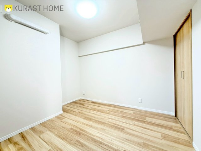 京都四条グランドハイツ　4階の洋室