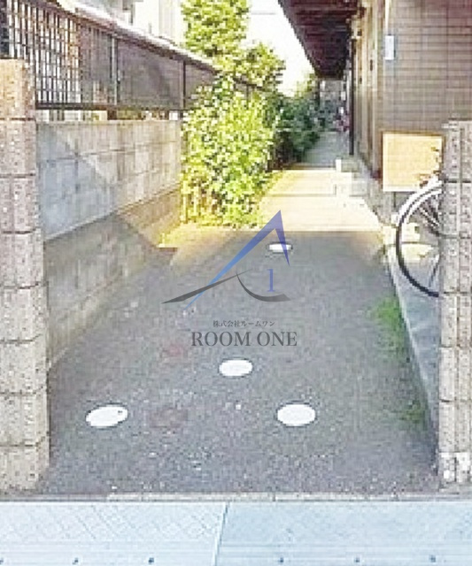 フローラルのエントランス|エントランスです。