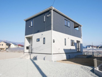 甲斐市篠原 新築全2棟 1号棟 敷地78坪 車3台の画像