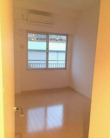 ニューシティアパートメンツ西大島の居間・リビング