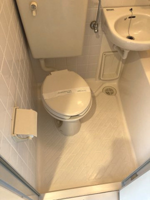 【トイレ】 | ジョイフル関内 | お掃除のしやすいユニットタイプのトイレ