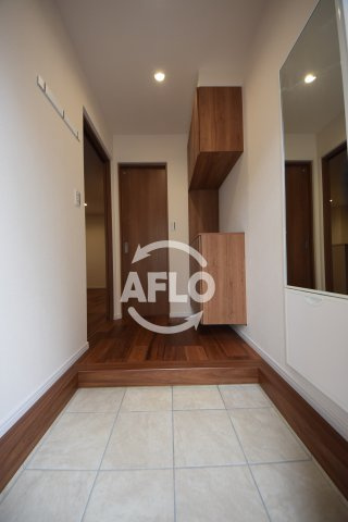 ルクシェ堂ヶ芝の玄関|ルクシェ堂ヶ芝　玄関