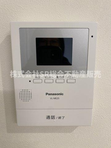 古箕輪1丁目中古テラスハウスの防犯設備|モニター付きインターホンがあり女性やお子様にも安心です！