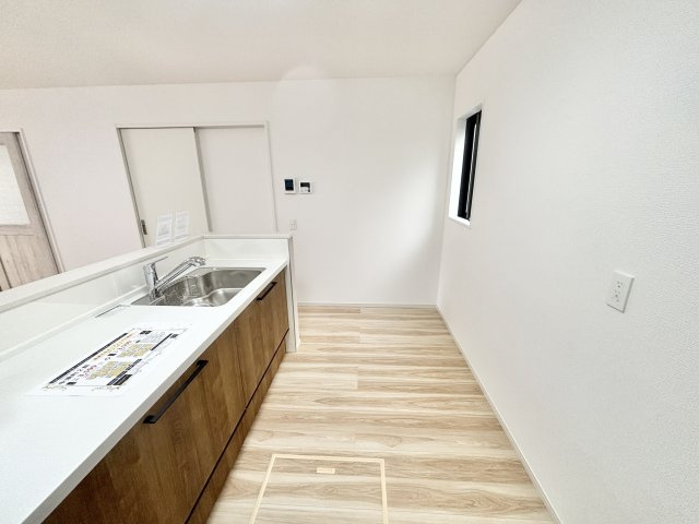 【仲介手数料無料／中川区】リガーレ名古屋市中川区中須町2期①のキッチン