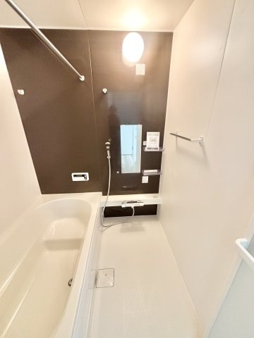 【仲介手数料無料／中川区】リガーレ名古屋市中川区中須町2期①の浴室