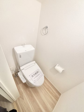 【仲介手数料無料／中川区】リガーレ名古屋市中川区中須町2期①のトイレ