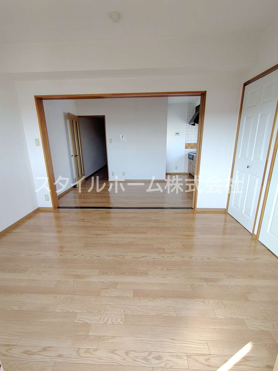 アトランティス川花の内装|別部屋写真です。