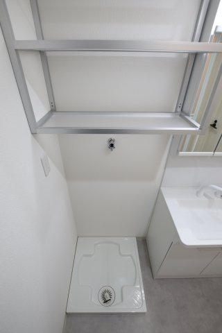 【設備】 | クリエオーレ菊水町 | 室内洗濯機置場
