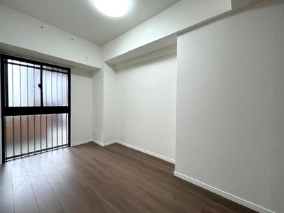 【洋室】 | ロイヤルシャトーねやがわオークビル