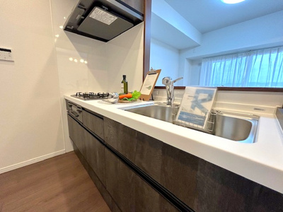 【キッチン】 | ロイヤルシャトーねやがわオークビル