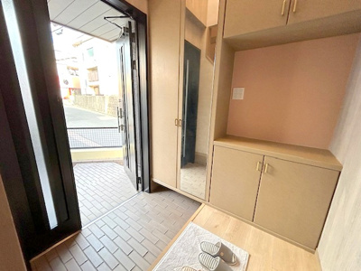 【玄関】 | 枚方市東船橋2丁目戸建