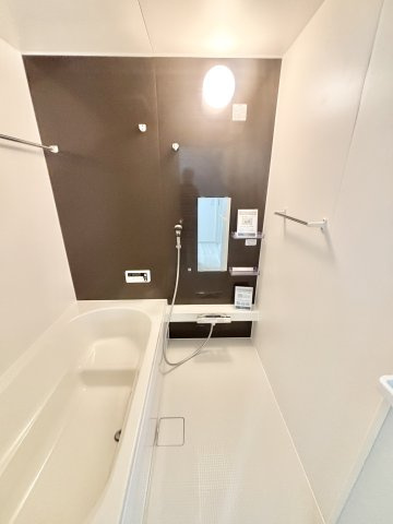 【仲介手数料無料／中川区】リガーレ名古屋市中川区中須町2期②の浴室