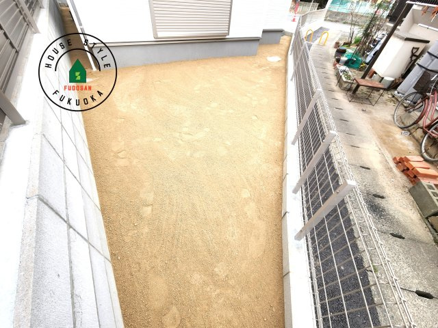 糟屋郡粕屋町柚須第2-１棟（１号棟）の庭|お庭で自由な時間を過ごせます。