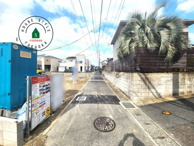 福岡市早良区重留１丁目第5-４棟（4号棟）の前面道路含む現地写真|前面道路です。