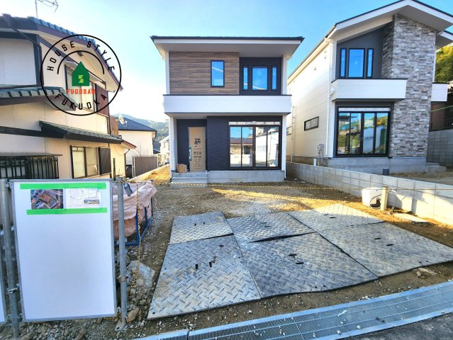 糟屋郡志免町桜丘３丁目第5-２棟（2号棟）の前面道路含む現地写真|見学の時間などお気軽にお問い合わせ下さい。