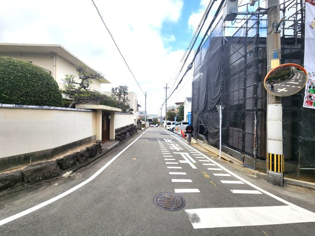 福岡市中央区笹丘２丁目第1-5棟（4号棟）の前面道路含む現地写真|前面道路です。