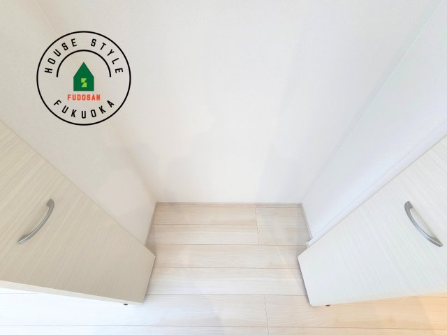 福岡市中央区笹丘２丁目第1-5棟（4号棟）の内観：施工例|収納には困りません。