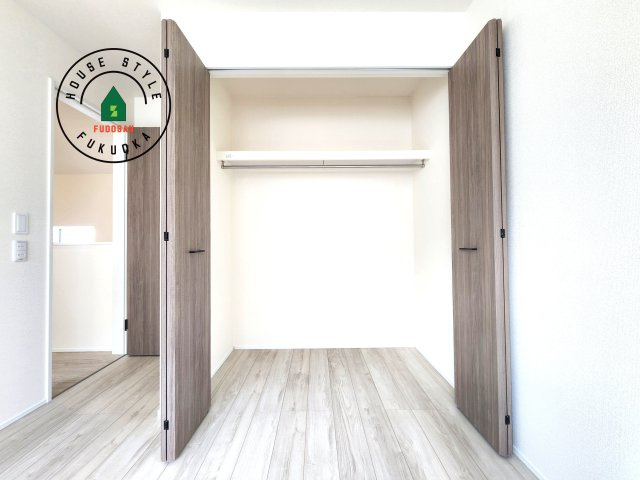 福岡市中央区笹丘２丁目第1-5棟（4号棟）の内観：施工例|収納には困りません。