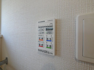 【その他】 | 甲府市羽黒町　新築戸建 全2棟 2号棟 車3台並列駐車可能 | 同仕様建物写真