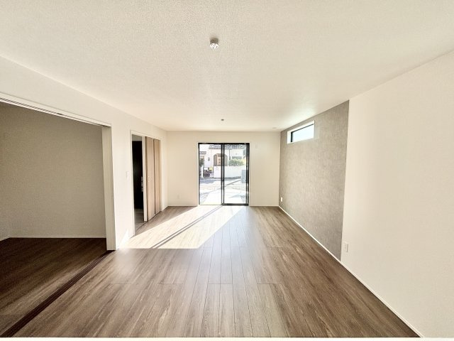 【仲介手数料無料／中川区】グラファーレ名古屋市中川区中須町2期①の居間・リビング