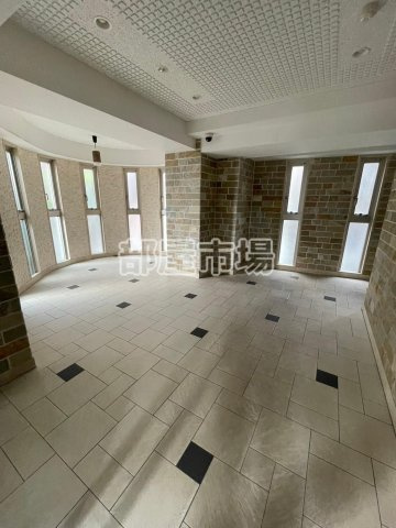 Rising place 向島のロビー