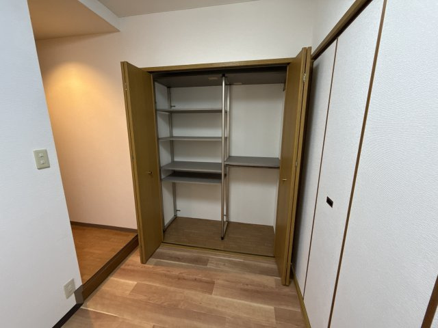 フラットフォーの収納