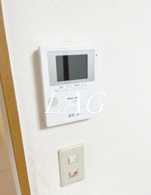 【セキュリティ】 | アメニティ中野坂上 | モニター付インターホンです。