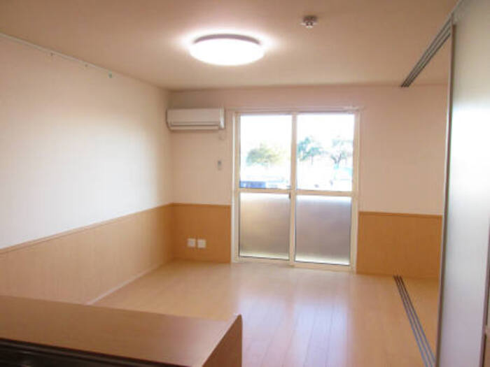 グランドソレイユの居間・リビング