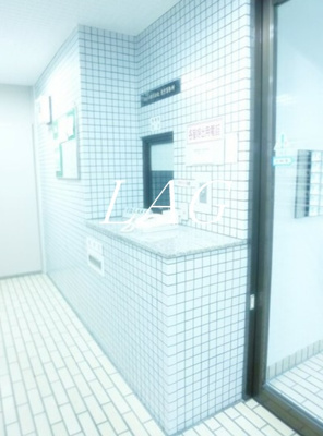 【エントランス】 | シロス蓮沼 | エントランスです。