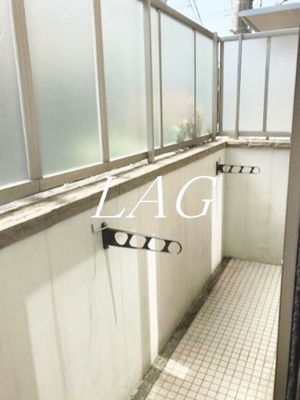 【バルコニー】 | グラシュー・１ | バルコニーです。