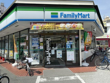 ファミリーマート　川…まで120m