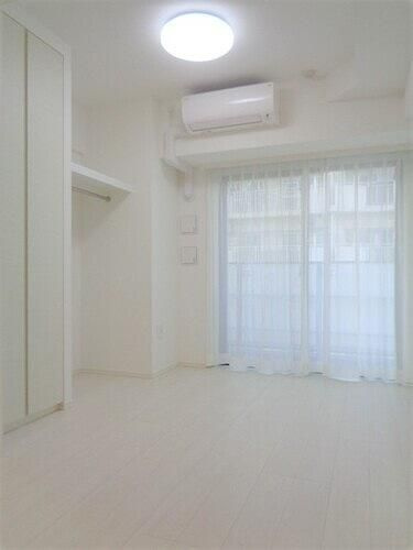 ＲＥＦＲＡＭＥ　５　Ｉｒｉｙａの寝室