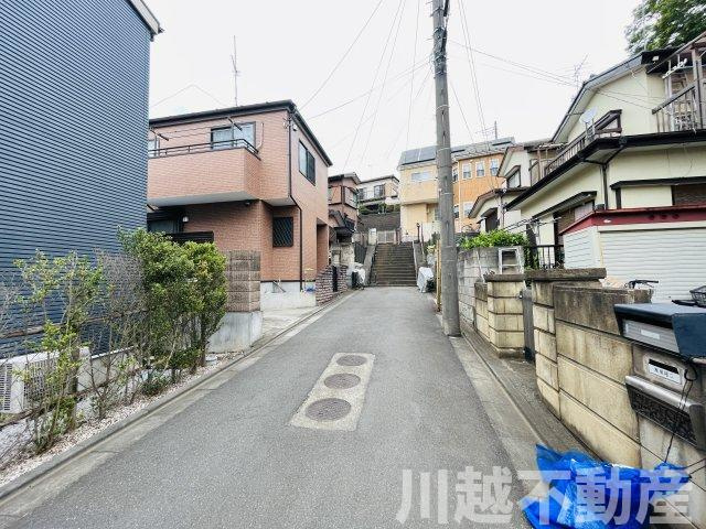 高台の眺望を365日楽しめる土地の前面道路含む現地写真|前面道路含む現地写真です