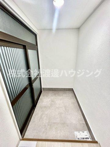 門真市大橋町一戸建の玄関