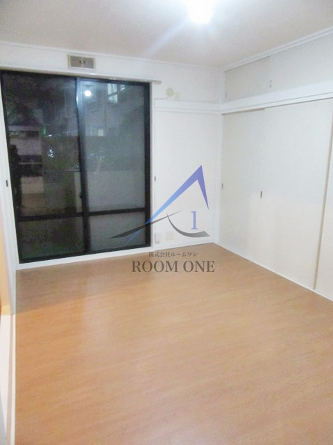 ソレアードN　B棟の居間・リビング|洋室のお部屋です。