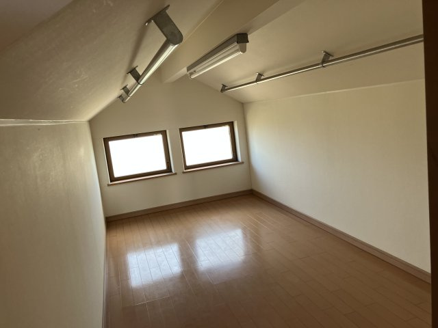 杉山町字新松丘58番2貸家の収納