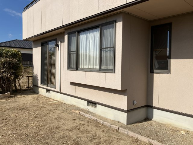 杉山町字新松丘58番2貸家の庭