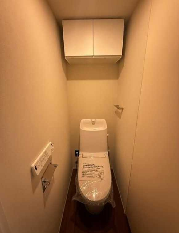 アトリオフラッツ三軒茶屋North　フリーレント　礼金０　新築のトイレ