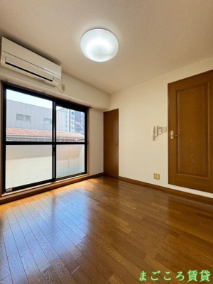 【寝室】 | ロイヤルレスト芦原