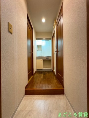 【玄関】 | ロイヤルレスト芦原