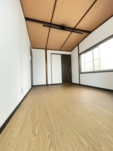 【居間・リビング】の画像