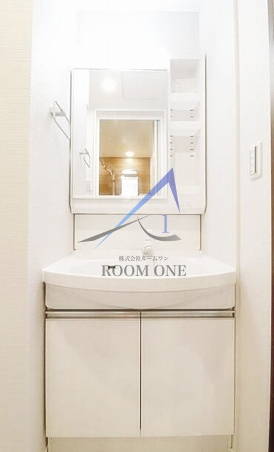 ワールドレジデンスの独立洗面台|洗面台です。