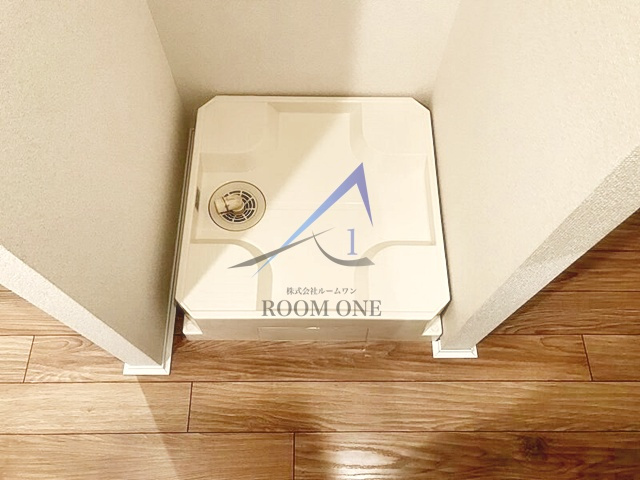 b’CASA TOKIOの設備|洗濯機置き場です。