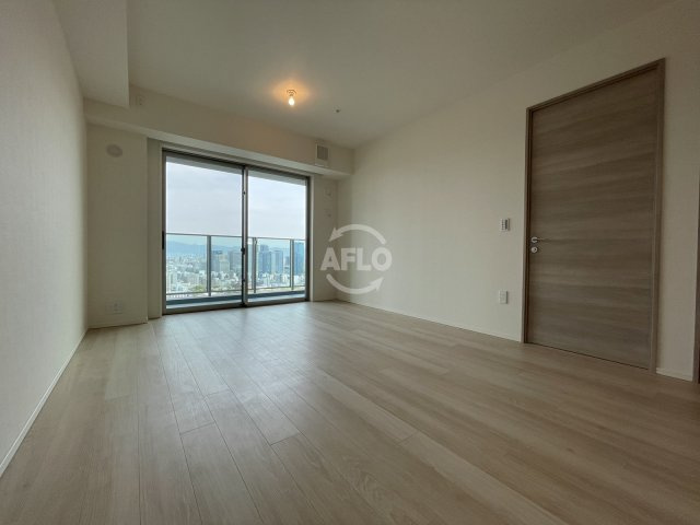 ジオタワー南森町　堀川小学校区の居間・リビング|ジオタワー南森町　リビング