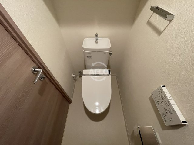 ジオタワー南森町　堀川小学校区のトイレ|ジオタワー南森町　温水洗浄便座