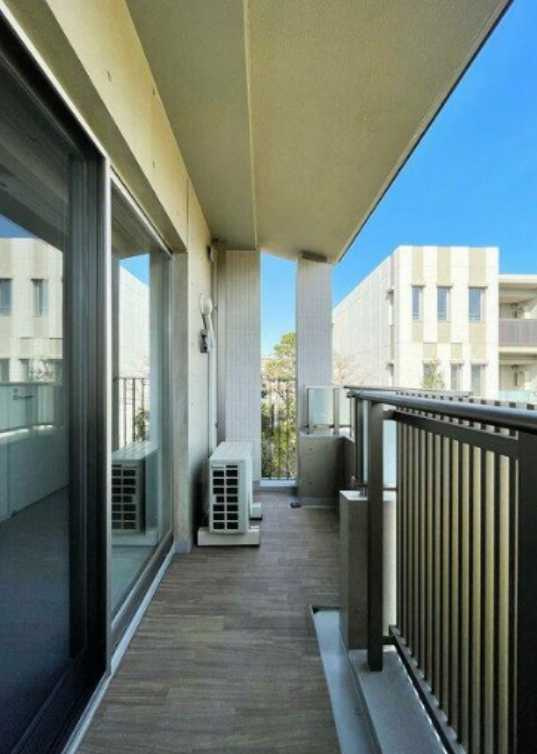 瀬田の杜Garden&Terrace　床暖房　ペット相談　タウンハウスのバルコニー