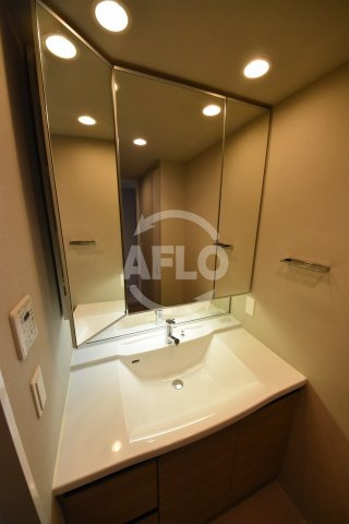 プラネスーペリア梅田北ブライトコンフォートの洗面所|プラネスーペリア梅田北ブライトコンフォート　洗面所